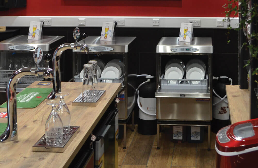 Clenaware Systems Dish Washers Dishwashing Image